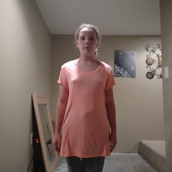 Shirt - Picture 4 of 5